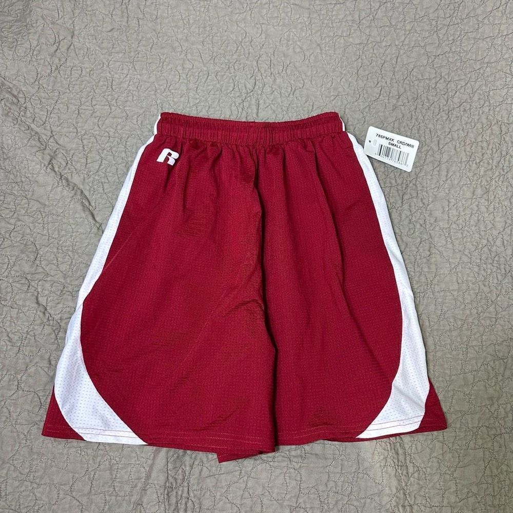Russell athletic wine, color boys shorts size S   A671